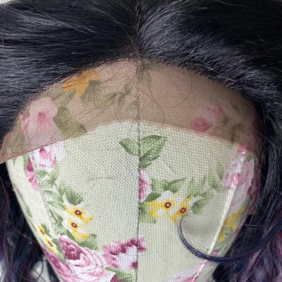 ALA 14” BLUE OMBRE BOB WAVY LACE FRONT WIG💫 *NEW*